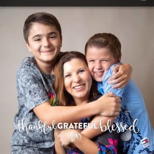 Meet your Posher, Mioara